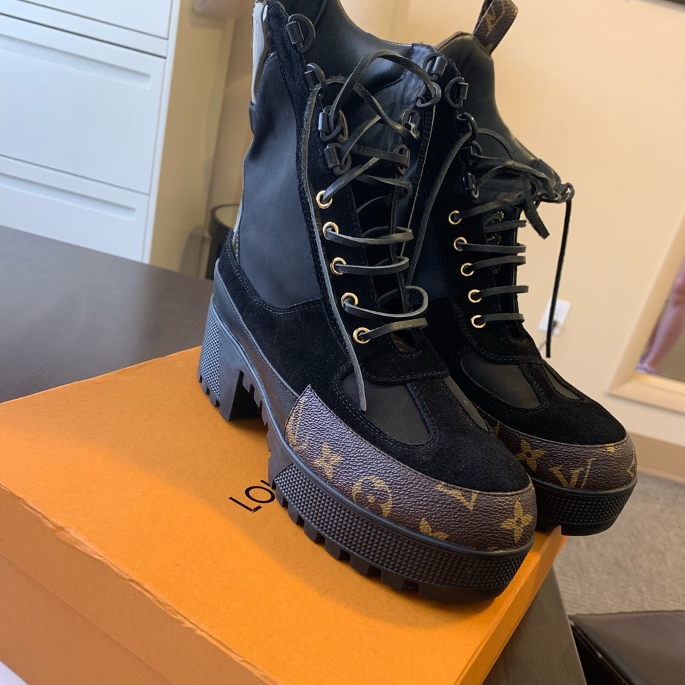 louis vuitton laureate platform desert boot